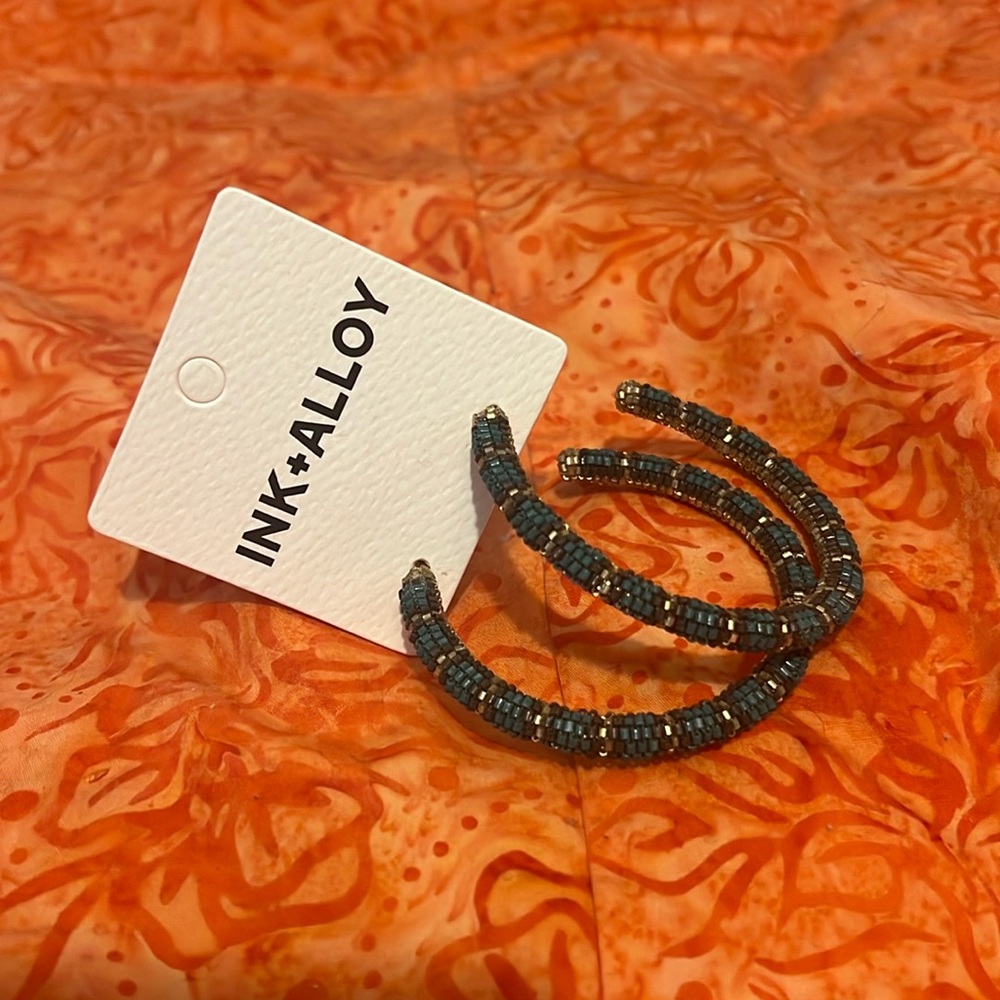 Ink & Alloy beaded hoop earrings!  Like new.